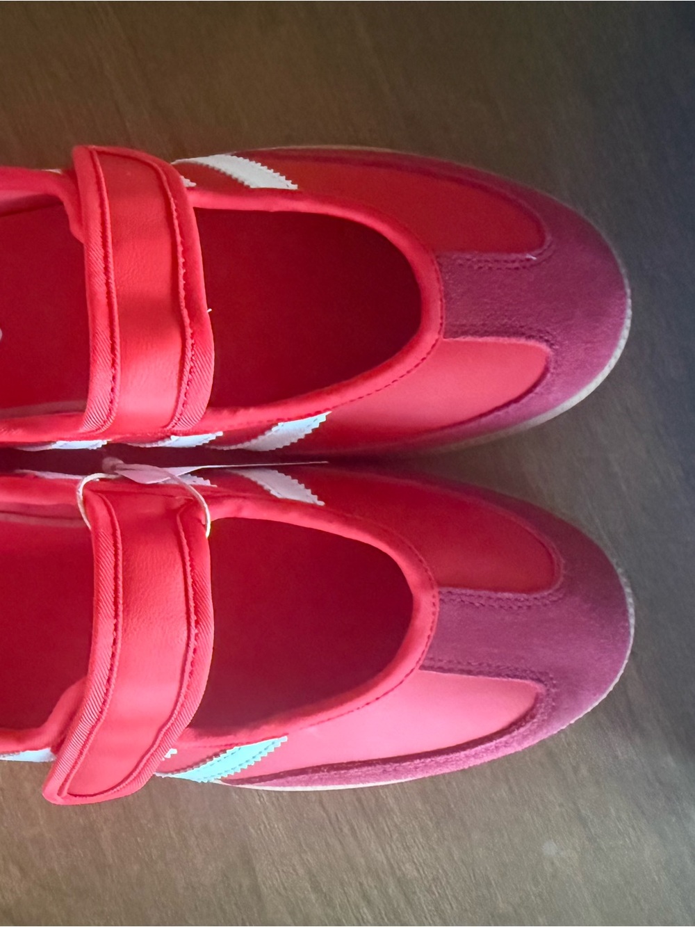 Adidas Mary Jane Size 10 - Picture 4 of 7